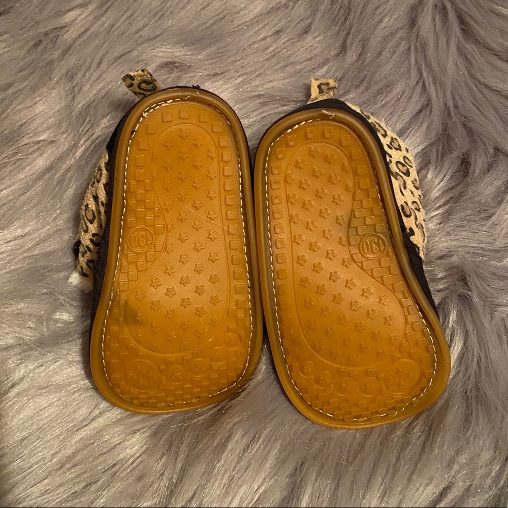 Boutique Baby Leopard Print Faux Fur Boots - Picture 6 of 6